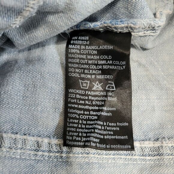 Southpole Men's Acid Wash Light Wash Denim Button Front Jean Jacket - Picture 9 of 9